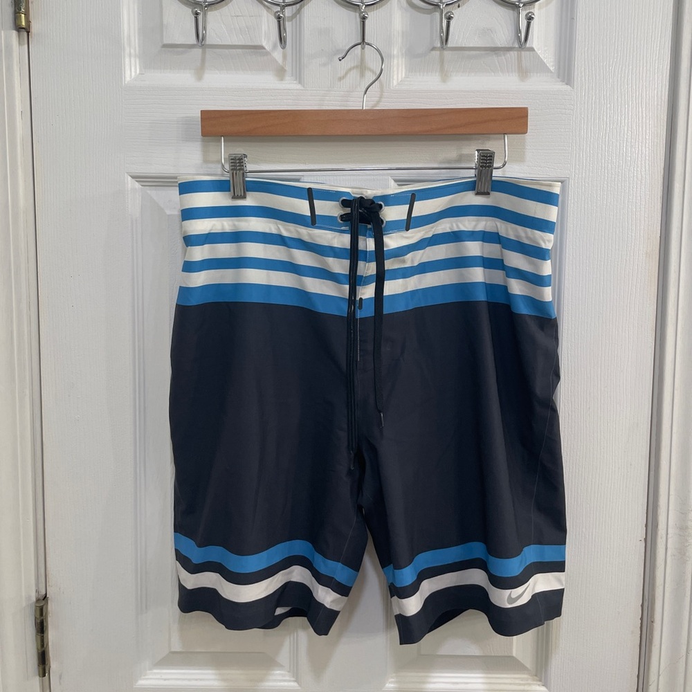Nike Pro Legacy Blue and White Board Shorts Swimwear Men's Size 32 Medium